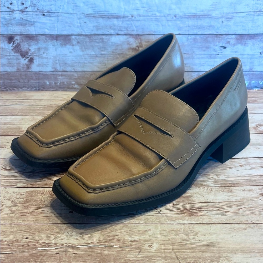 Vagabond Tan Women's Loafers